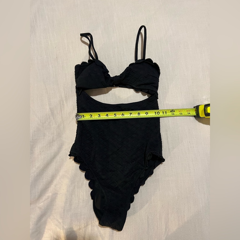 Xs Cupshe Suit - Picture 7 of 7